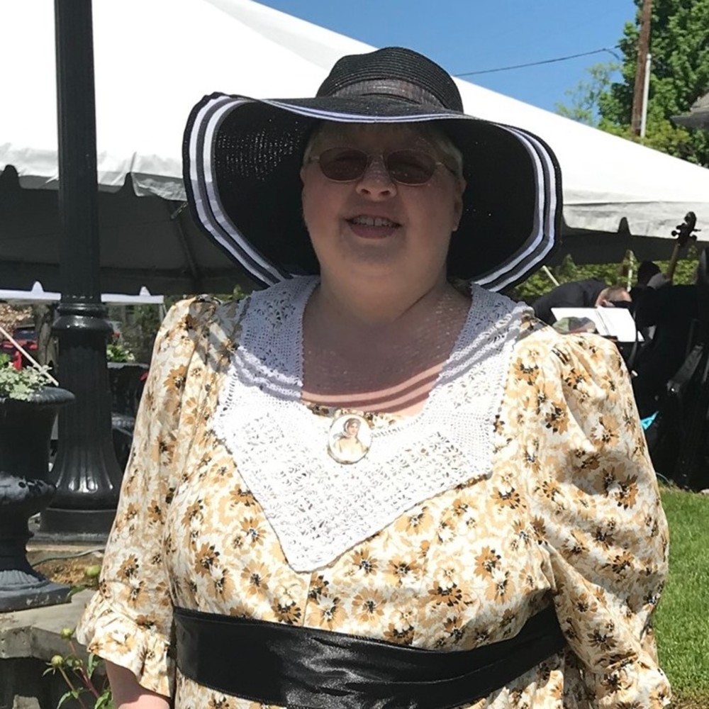 Meet your Posher, Deedra